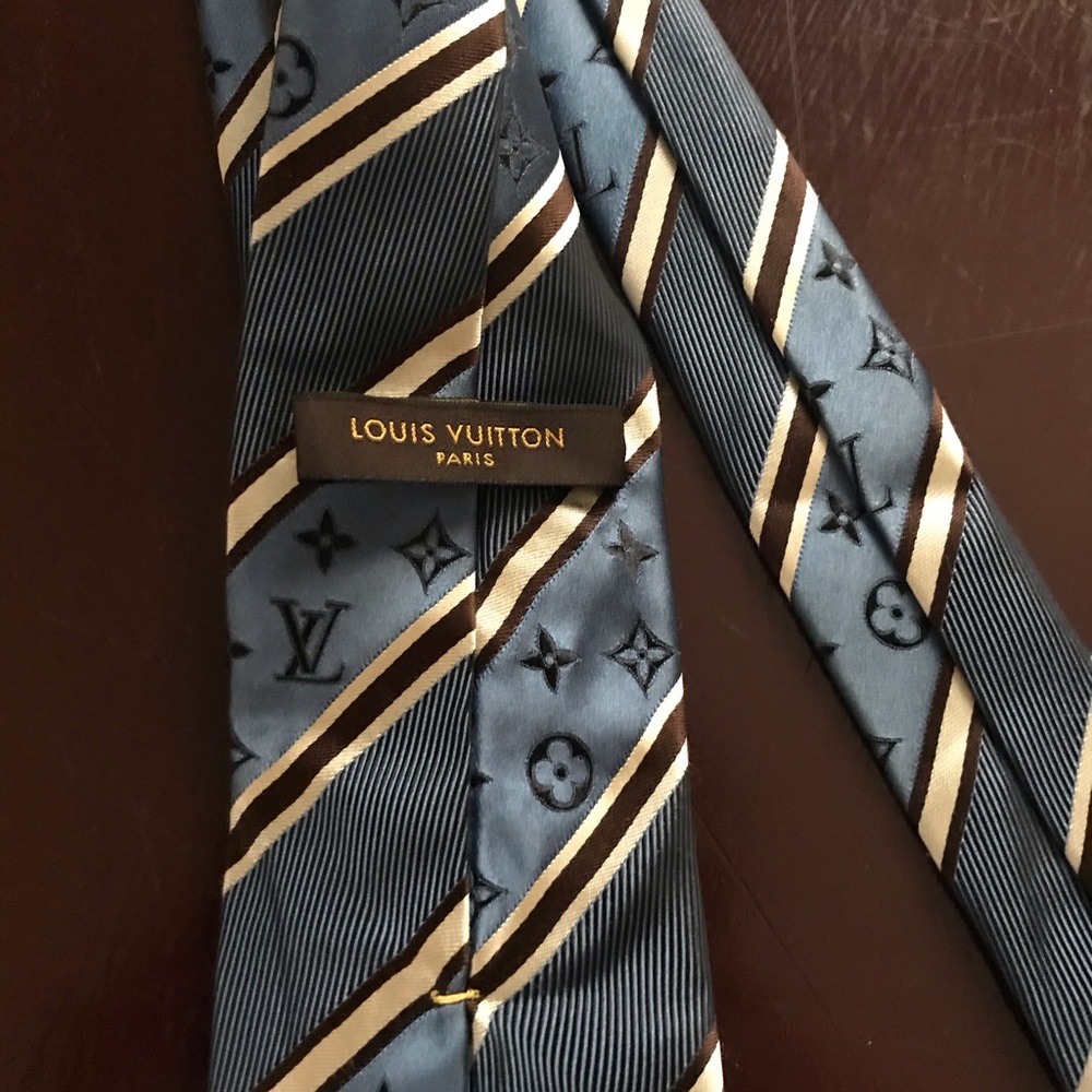 3 Men’s ties or individually - Picture 6 of 6